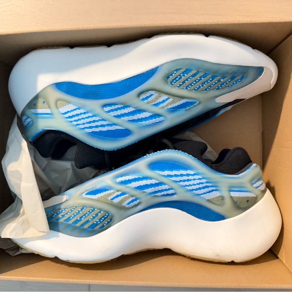 Yeezy 700 blue and white
